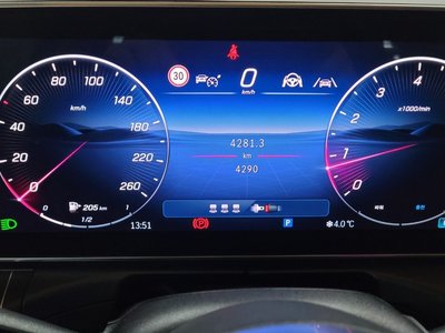 MERCEDES-BENZ C-CLASS - 8