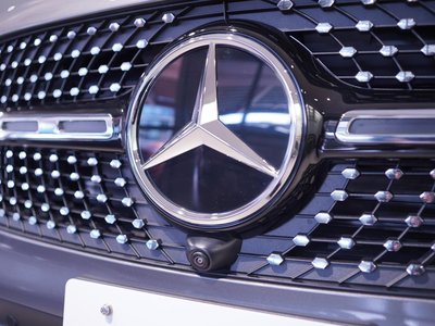 MERCEDES-BENZ GLB - 4