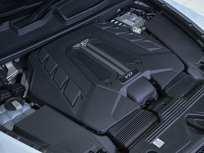 BENTLEY BENTAYGA - 8