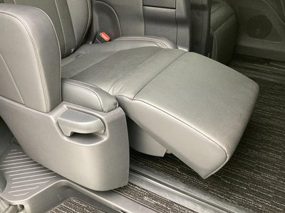 صورة مصغرة 40 لـ 2023 Toyota ALPHARD