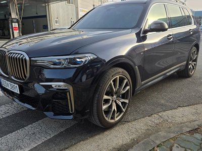 BMW X7 - 10