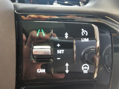 صورة مصغرة 17 لـ 2024 LAND Rover RANGE ROVER VELAR
