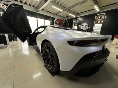 MASERATI MC20 - 8