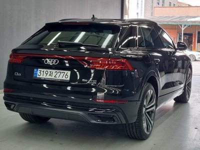 2023 AUDI Q8 — фото 3