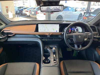 TOYOTA CROWN CROSSOVER - 2