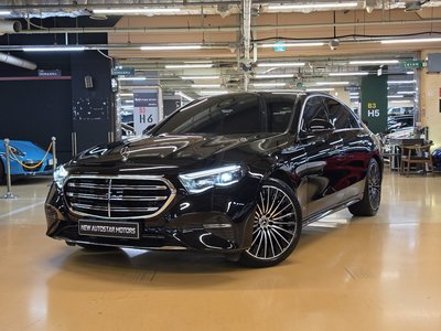 MERCEDES-BENZ E-CLASS - 1