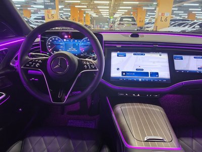 MERCEDES-BENZ E-CLASS - 9