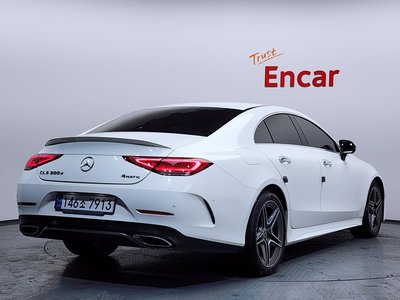 MERCEDES-BENZ CLS - 4