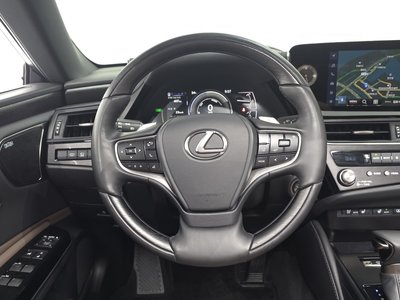 صورة مصغرة 18 لـ 2025 Lexus ES