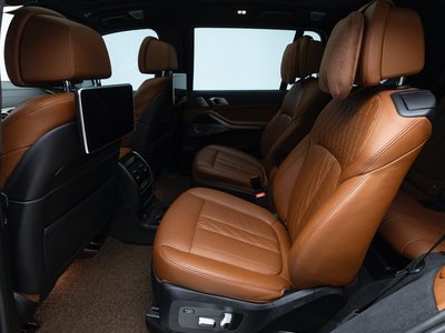 BMW X7 - 10
