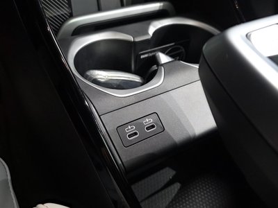 صورة 9 لـ 2025 BMW X2