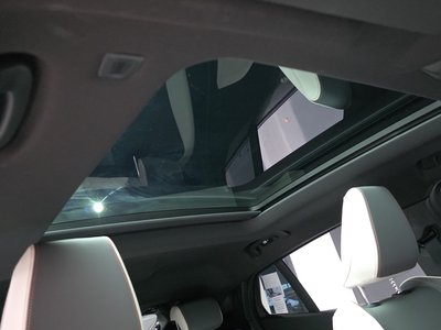 2025 BMW X2 缩略图 18