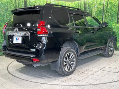 2022 Toyota LAND CRUISER PRADO — миниатюра 17