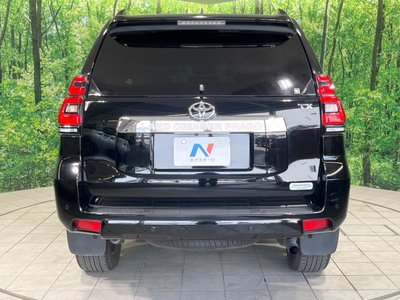 2022 Toyota LAND CRUISER PRADO — миниатюра 16