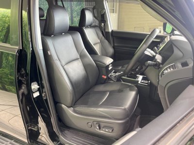 2022 Toyota LAND CRUISER PRADO — фото 8