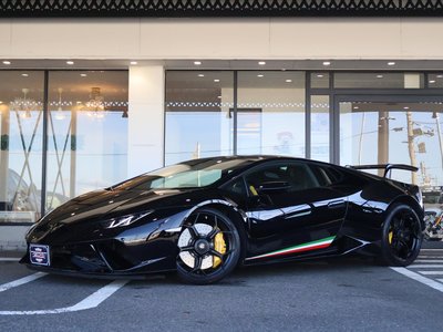 LAMBORGHINI HURACAN