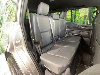 TOYOTA LAND CRUISER 250 - 9