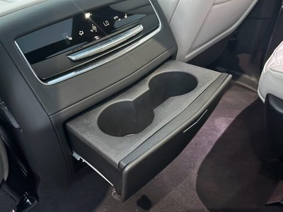 2025 Cadillac ESCALADE photo 52