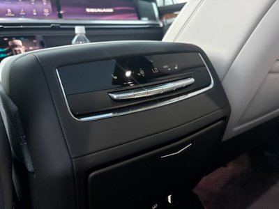 2025 Cadillac ESCALADE photo 50