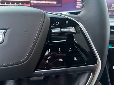 2025 Cadillac ESCALADE photo 32