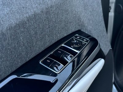 2025 Cadillac ESCALADE photo 27
