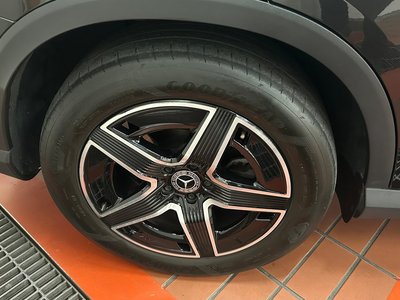 MERCEDES-BENZ GLC - 7