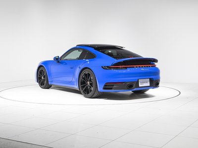 PORSCHE 911 - 8