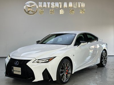 LEXUS IS