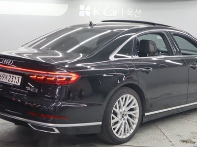 AUDI A8 - 3