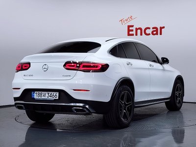 MERCEDES-BENZ GLC - 3