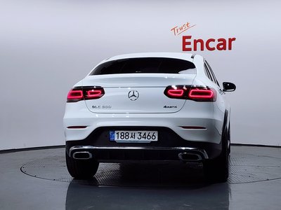 MERCEDES-BENZ GLC - 4