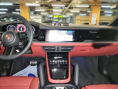 2025 Porsche CAYENNE 照片 10