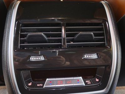 2021 BMW X6 缩略图 19