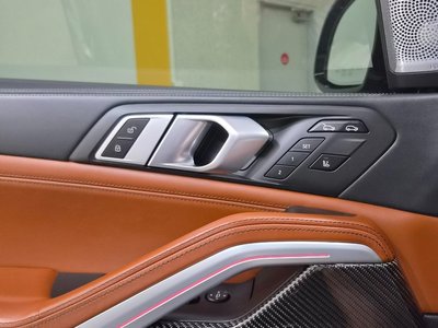 2021 BMW X6 缩略图 18