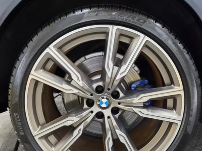 2021 BMW X6 照片 6