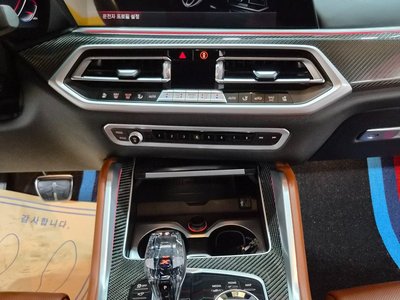 2021 BMW X6 缩略图 16