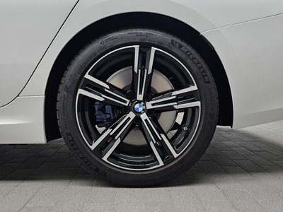 BMW 3 SERIES - 8