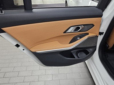 صورة مصغرة 15 لـ 2025 BMW 3 SERIES