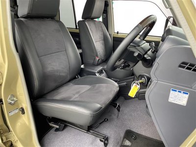 2024 Toyota LAND CRUISER 70 thumbnail 22
