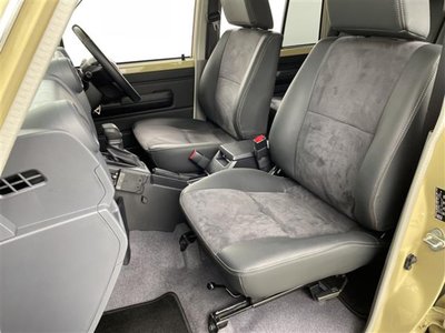 2024 Toyota LAND CRUISER 70 thumbnail 24