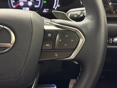 صورة 10 لـ 2023 Lexus NX