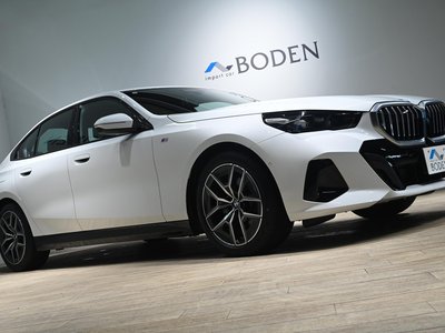صورة مصغرة 49 لـ 2025 BMW 5 SERIES