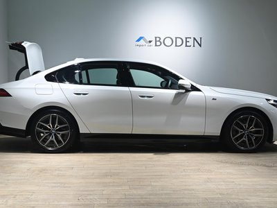 صورة مصغرة 47 لـ 2025 BMW 5 SERIES