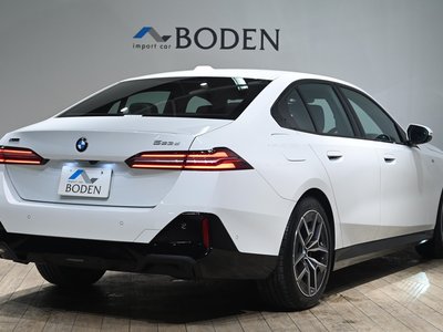 صورة مصغرة 44 لـ 2025 BMW 5 SERIES