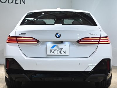 صورة مصغرة 42 لـ 2025 BMW 5 SERIES