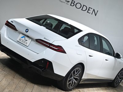 صورة مصغرة 50 لـ 2025 BMW 5 SERIES