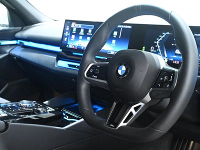 صورة مصغرة 13 لـ 2025 BMW 5 SERIES