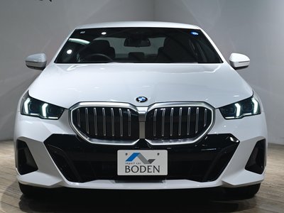 صورة مصغرة 34 لـ 2025 BMW 5 SERIES