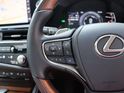 2021 Lexus ES — миниатюра 20