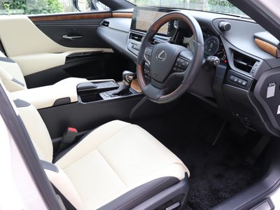 2021 LEXUS ES 照片 4